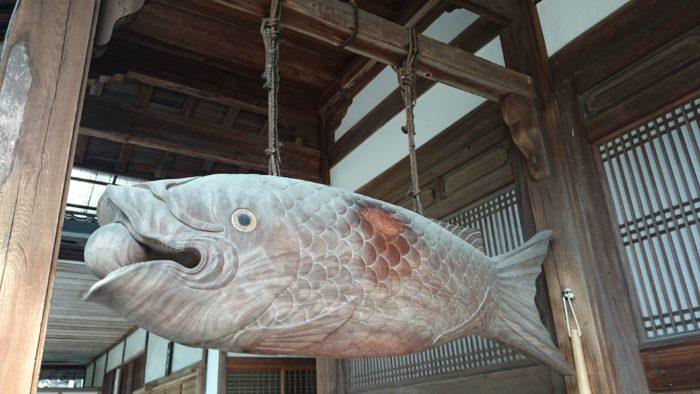 木魚の原型・開梆（魚板） | 煎茶手帖 蝸盧 karo