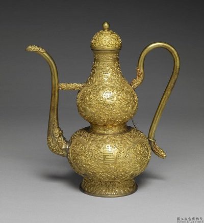 銅鎏金葫蘆式執壺（清代）※出典：国立故宮博物院